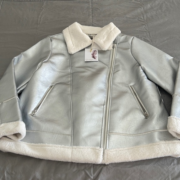 Jessica Simpson Metallic Jacket with Cream Trim Size XL. - Picture 6 of 15